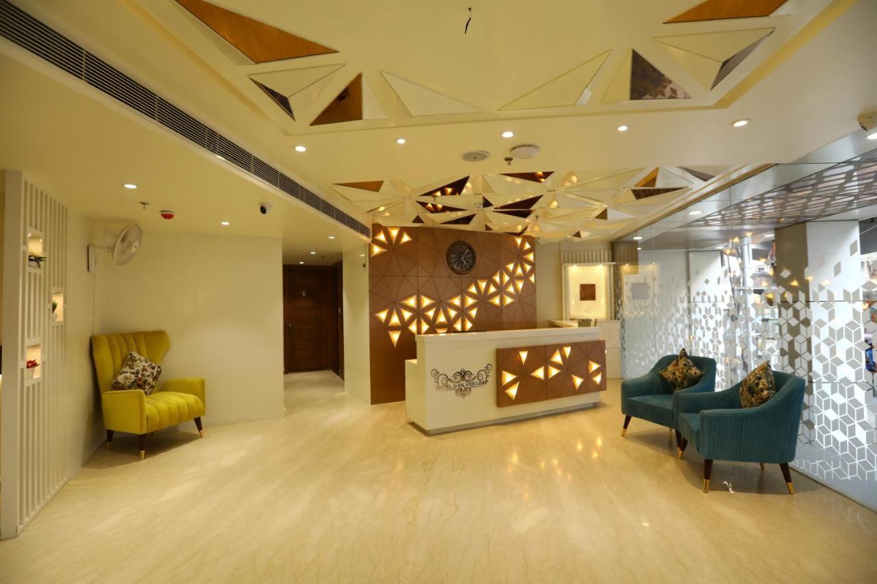 Hotel D Silverleaf Lucknow Eksteriør bilde